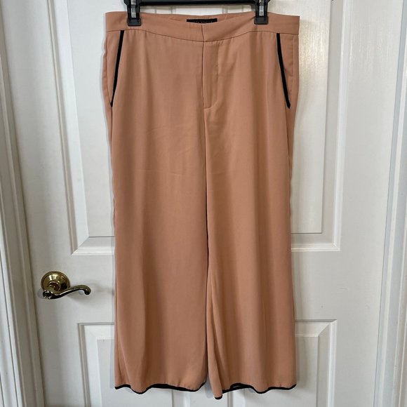 Ecru Studios light rose/tan Wide Leg Cropped Pants women’s size large - Picture 1 of 9